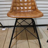 4 camel-coloured leather seating chairs