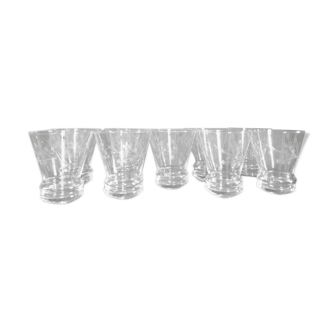 9 engraved crystal glasses