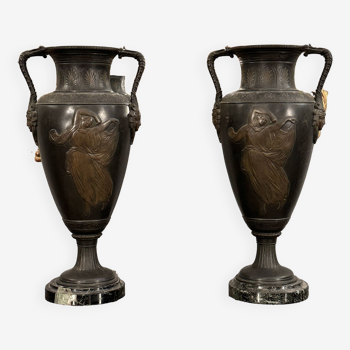 Pair of antique vases from the 19th century