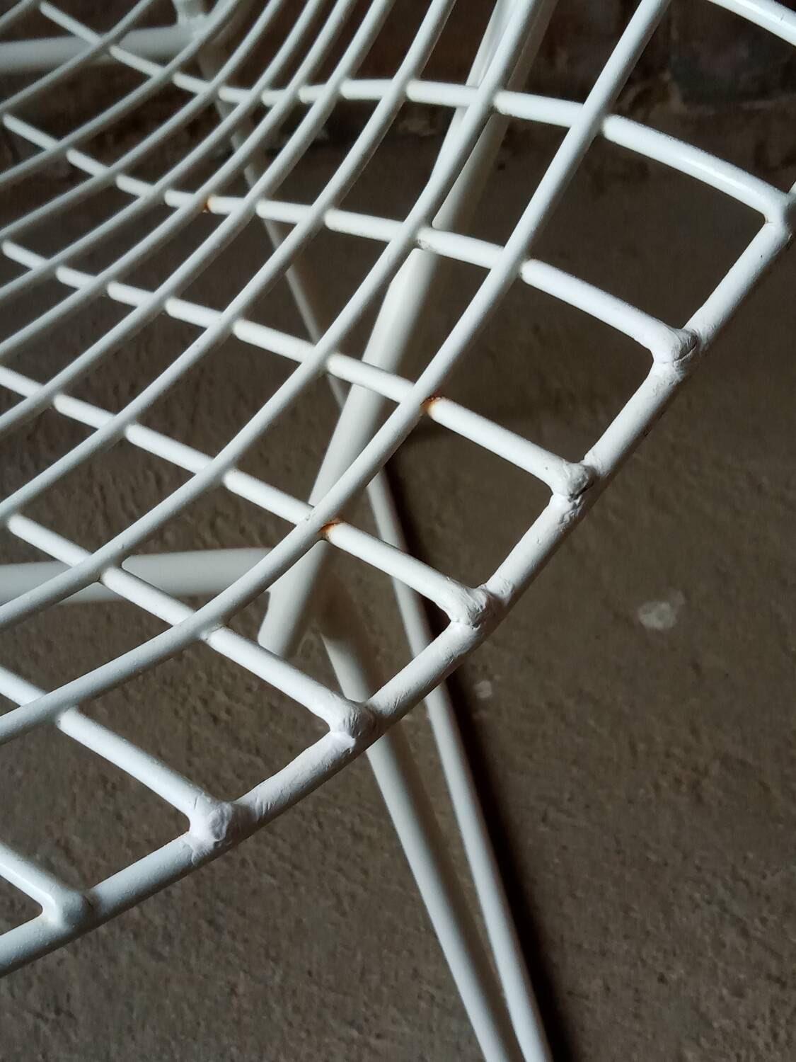 Diamond armchair by Harry Bertoia