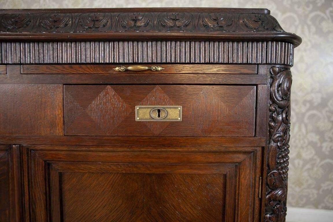 Early-20th Century Oak Commode in Brown with Drawers, 1930s