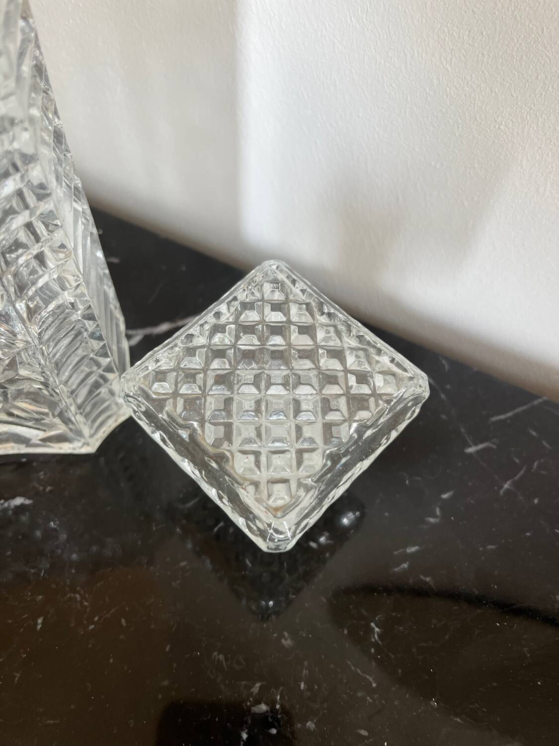 Whiskey decanter