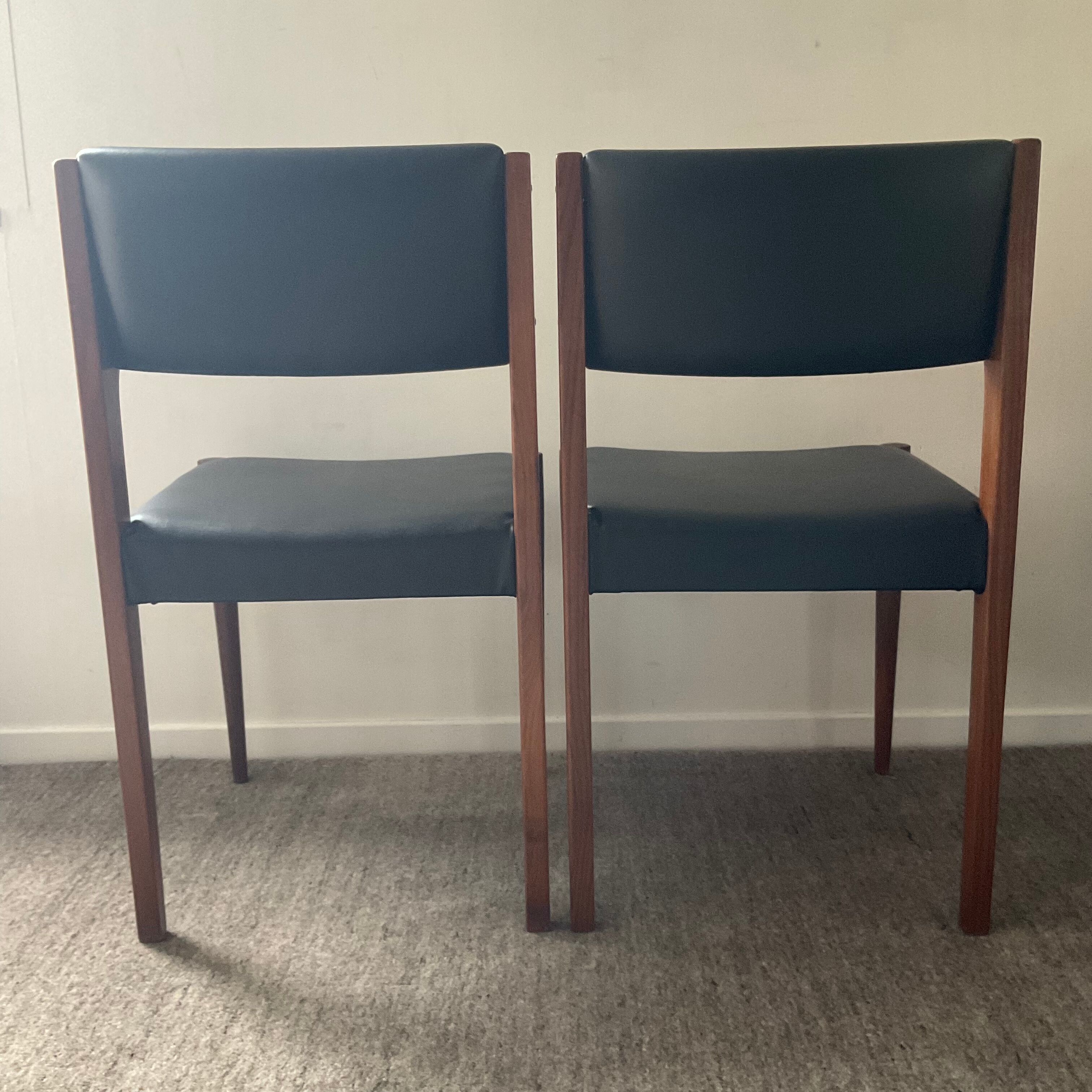 Pair of Scandinavian chair from the 60s