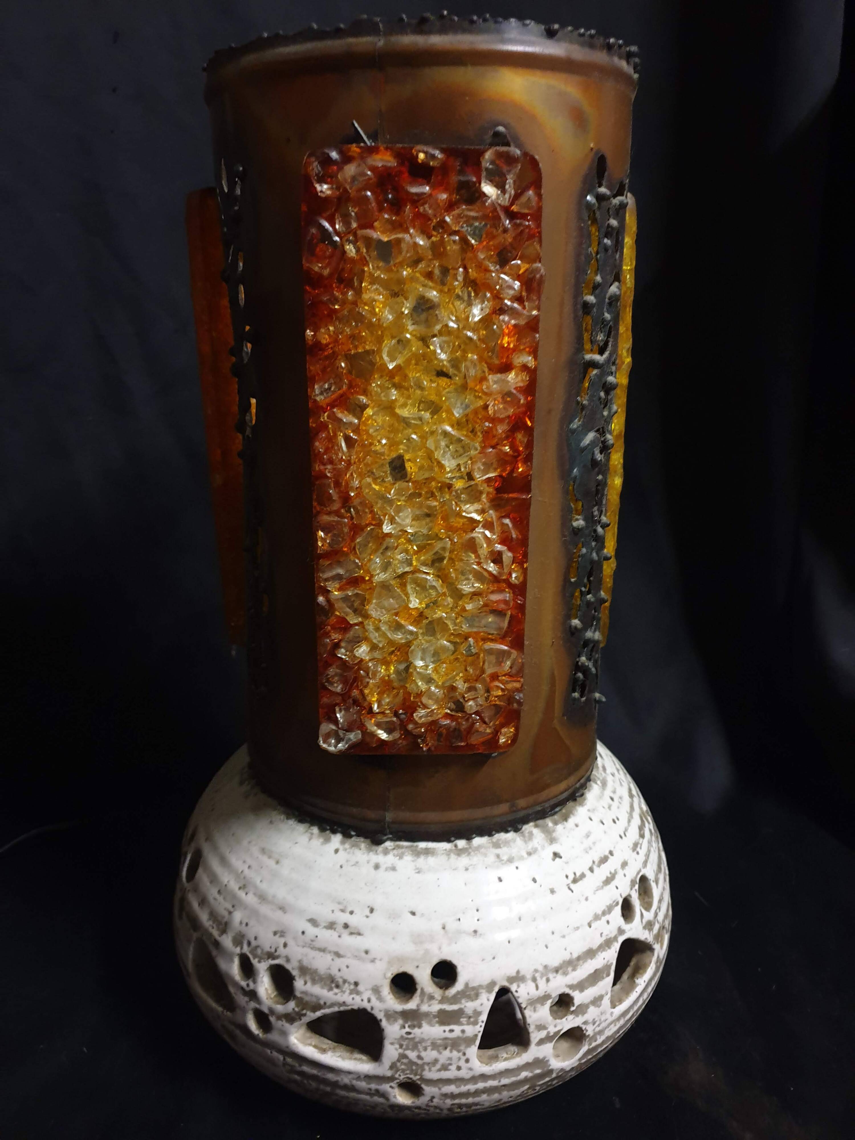 Grande lampe brutaliste signée accolay – céramique et résine – vintage 1960