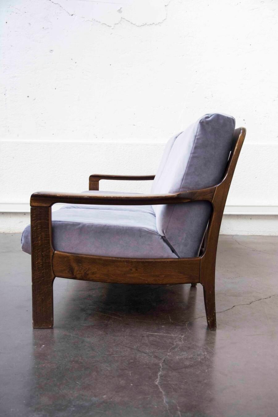 3-seater vintage sofa