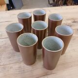 8 mugs/ tasses en grès vernisse
