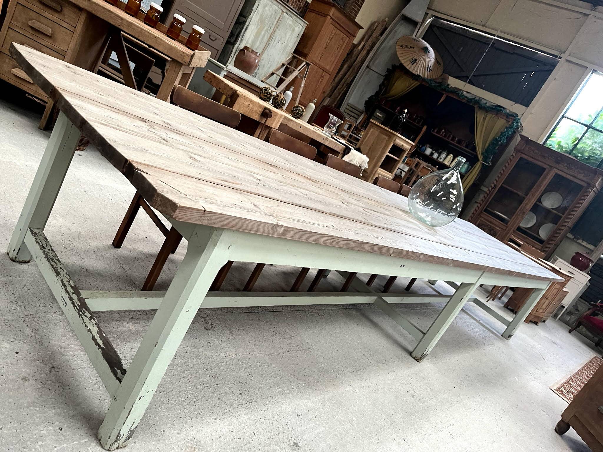 grande table de couvent