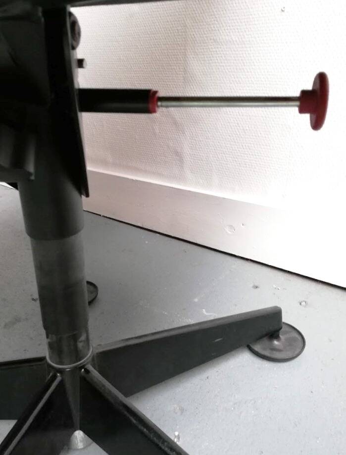 Sapper office chair, Knoll