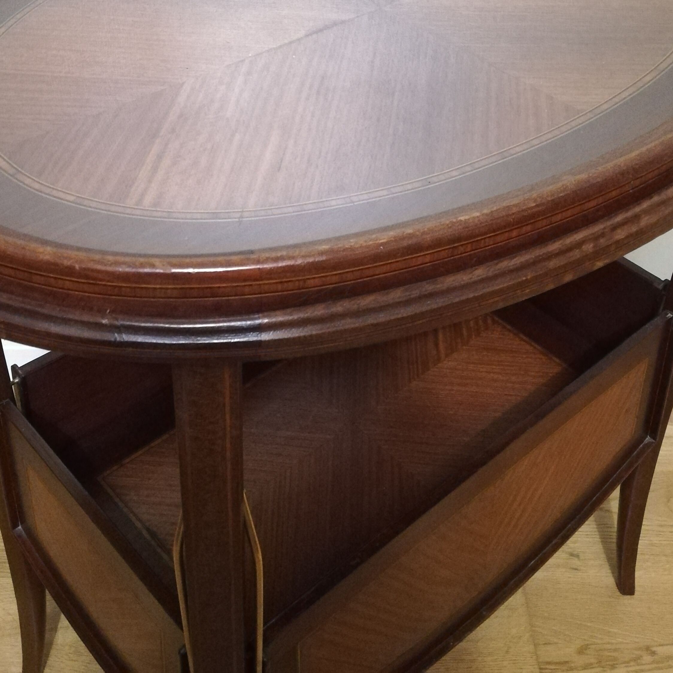 Art deco dessert in mahogany and marquetry