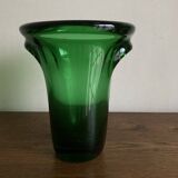 1950s Médicis vase, large Art Deco with handles, made of green blown glass.
