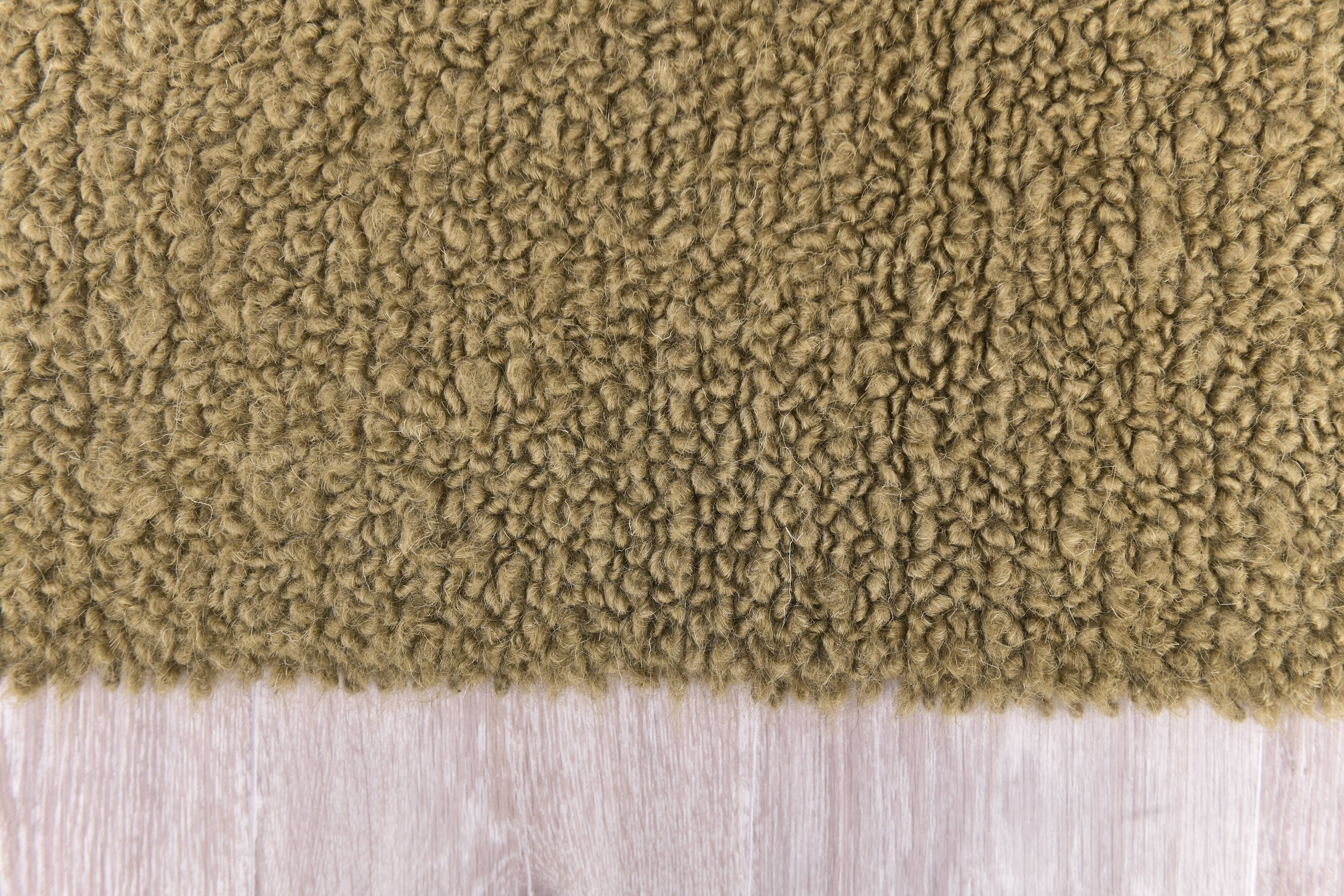 Green Moroccan Berber Area Rug 132x222Cm SK 240774