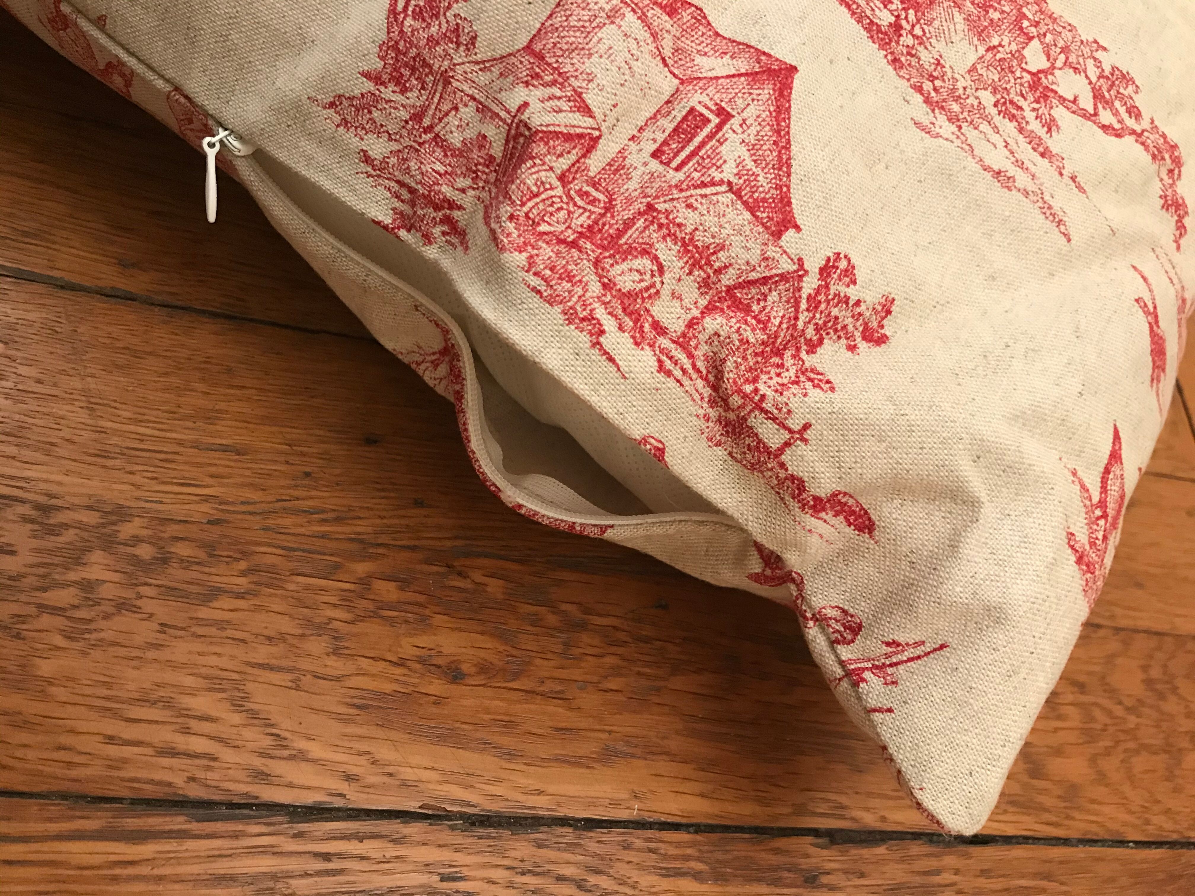 Square cushion red jouy canvas