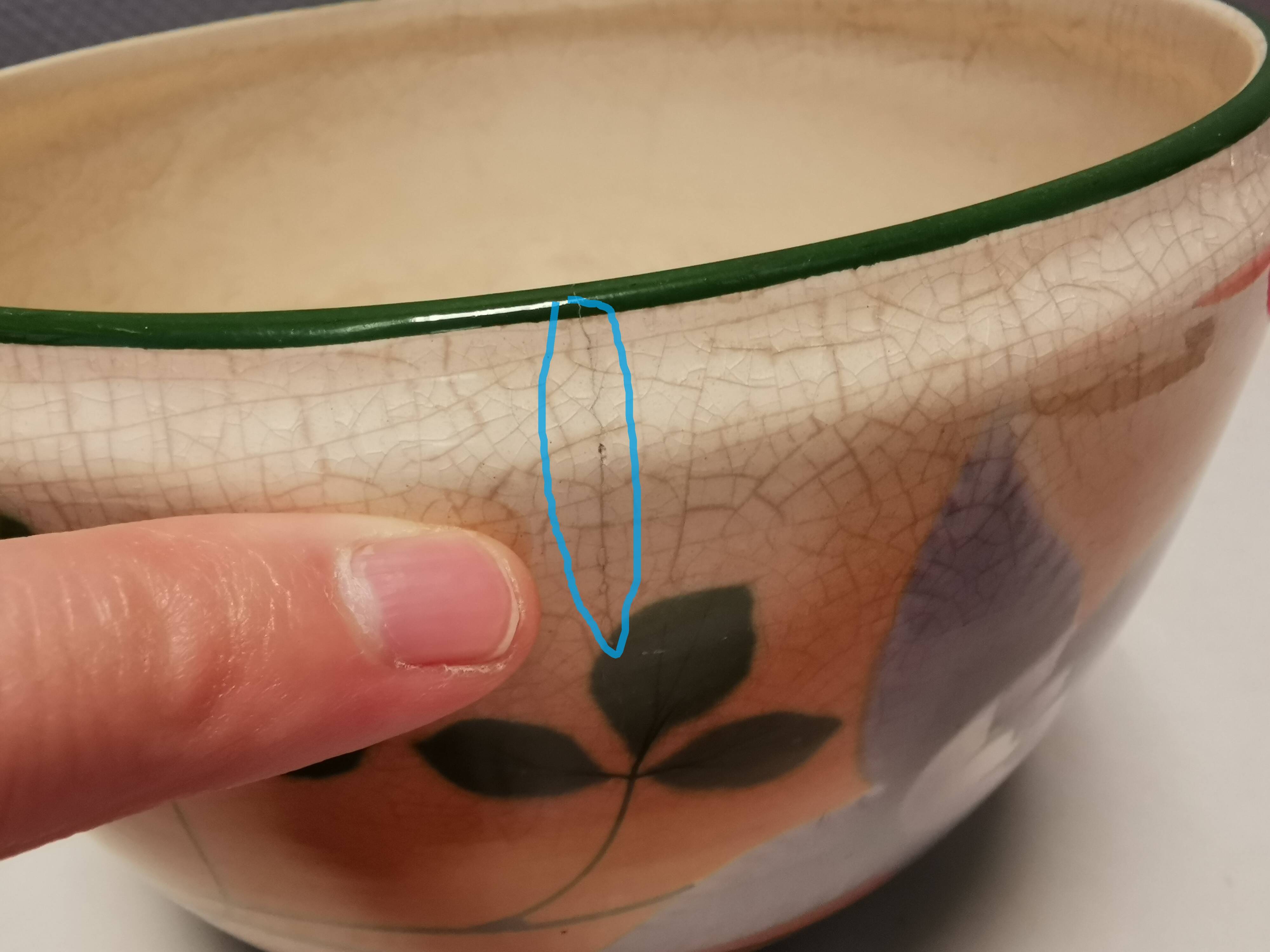 Fantastic flower pot from German Villeroy & Boch 1874-1909.