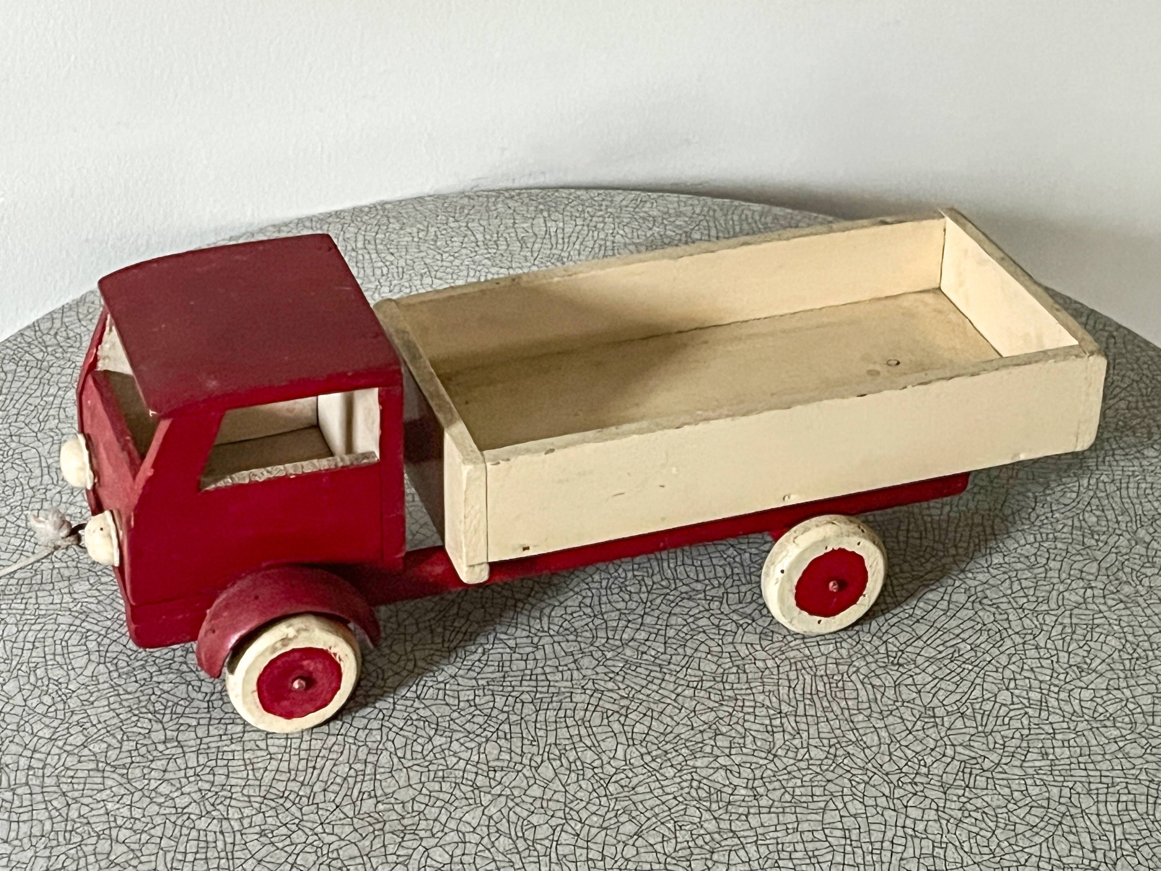Wooden tipping lorry, vintage toy