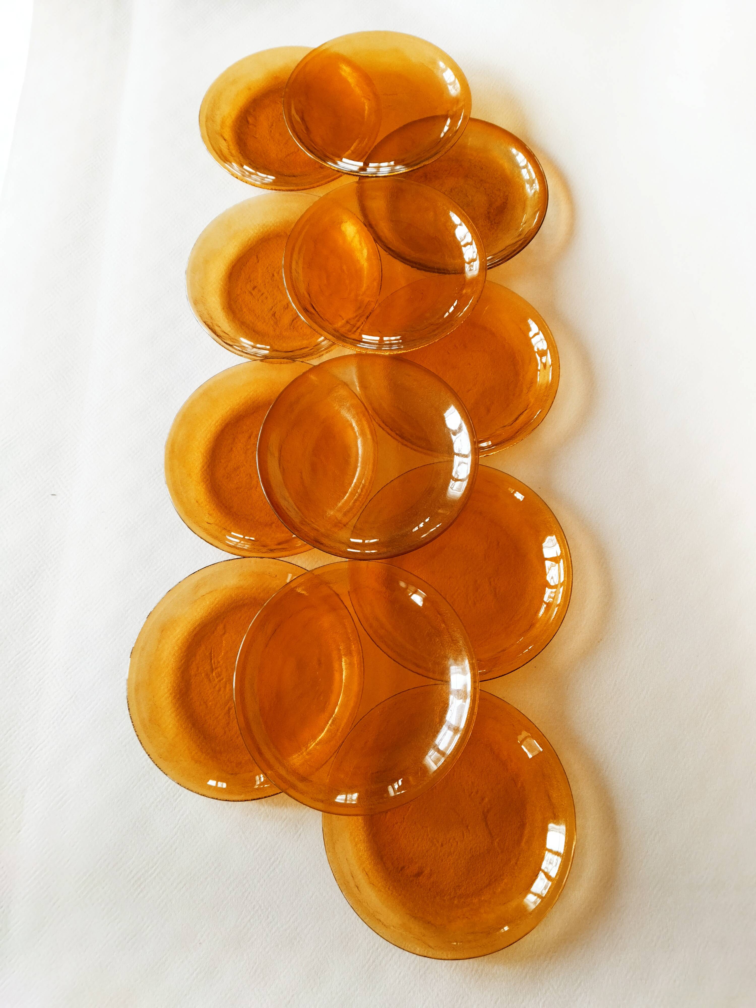 12 Arcoroc Sierra Ambre dessert plates
