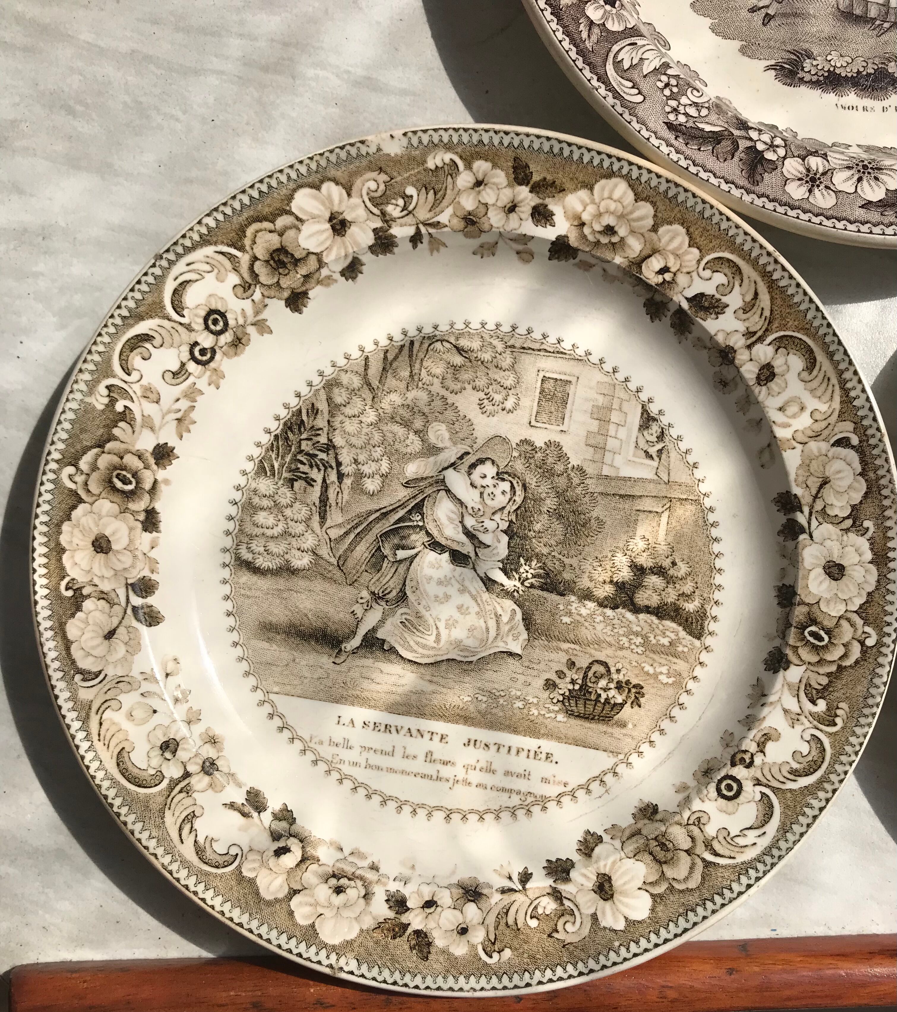 Set of 3 talking plates in Montereau earthenware "Louis Lebeuf Montereau"