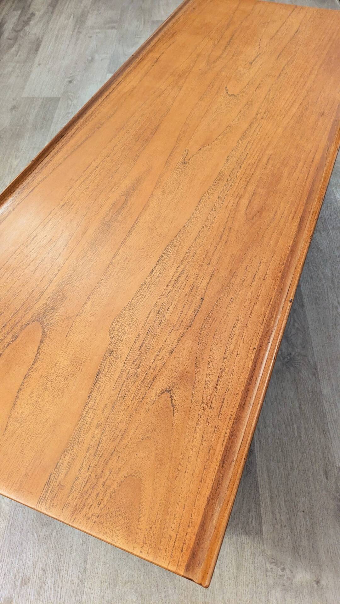 Finn Juhl – Coffee table Series 500 France & Søn in solid teak – Danema