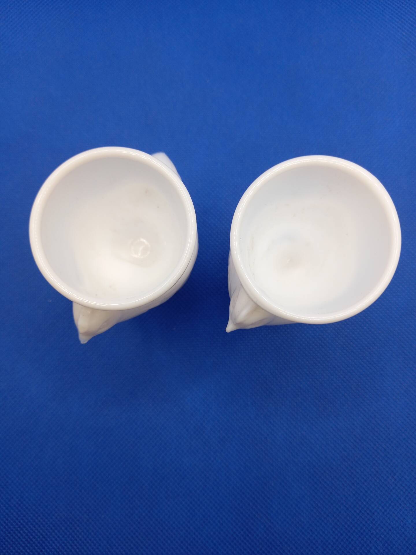 Opaline egg cups