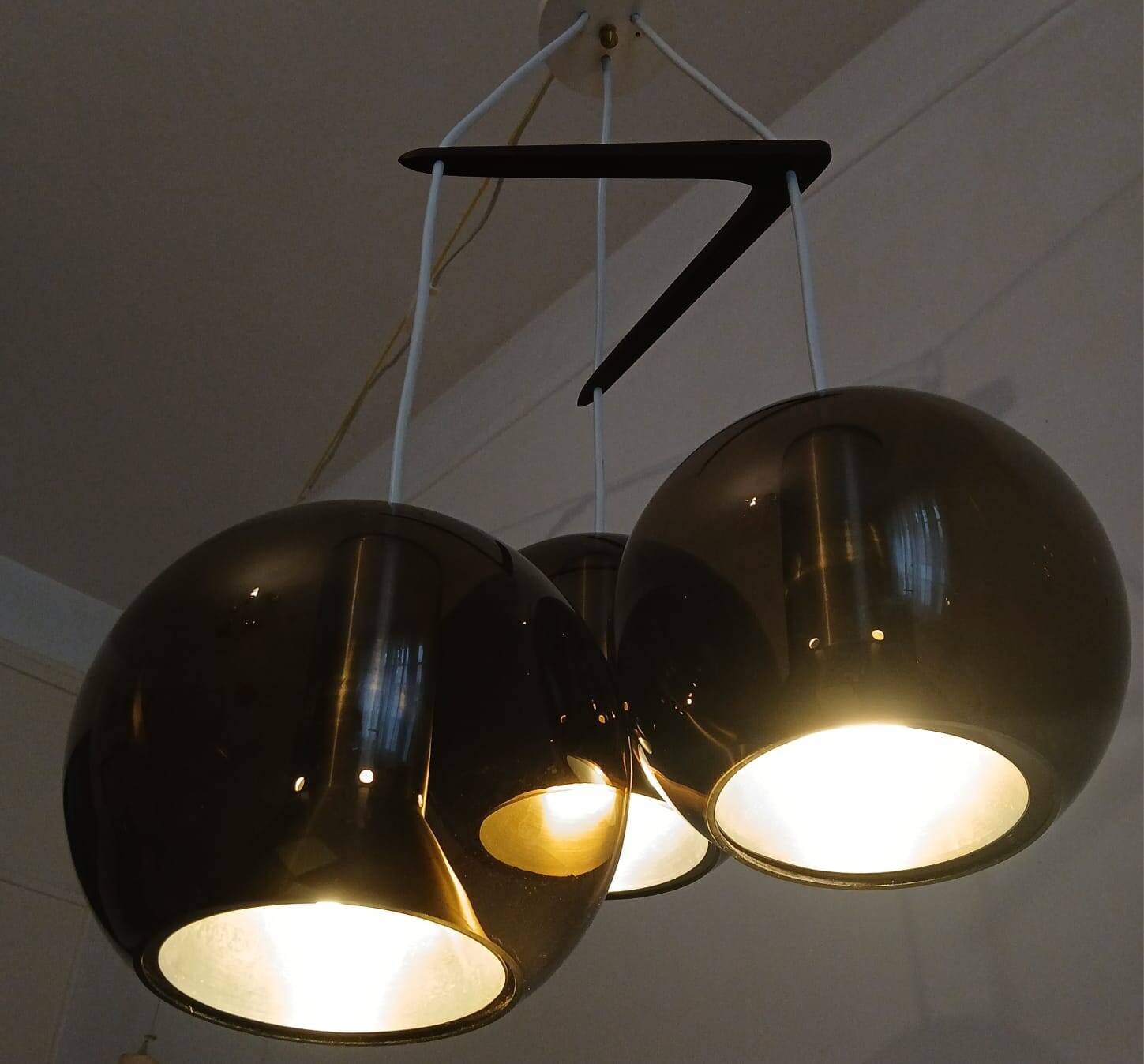 Suspension triple "Globe" by Frank Ligtelijn for Raak – Original edition