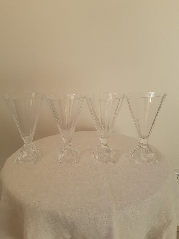 Série de verres à pied en cristal