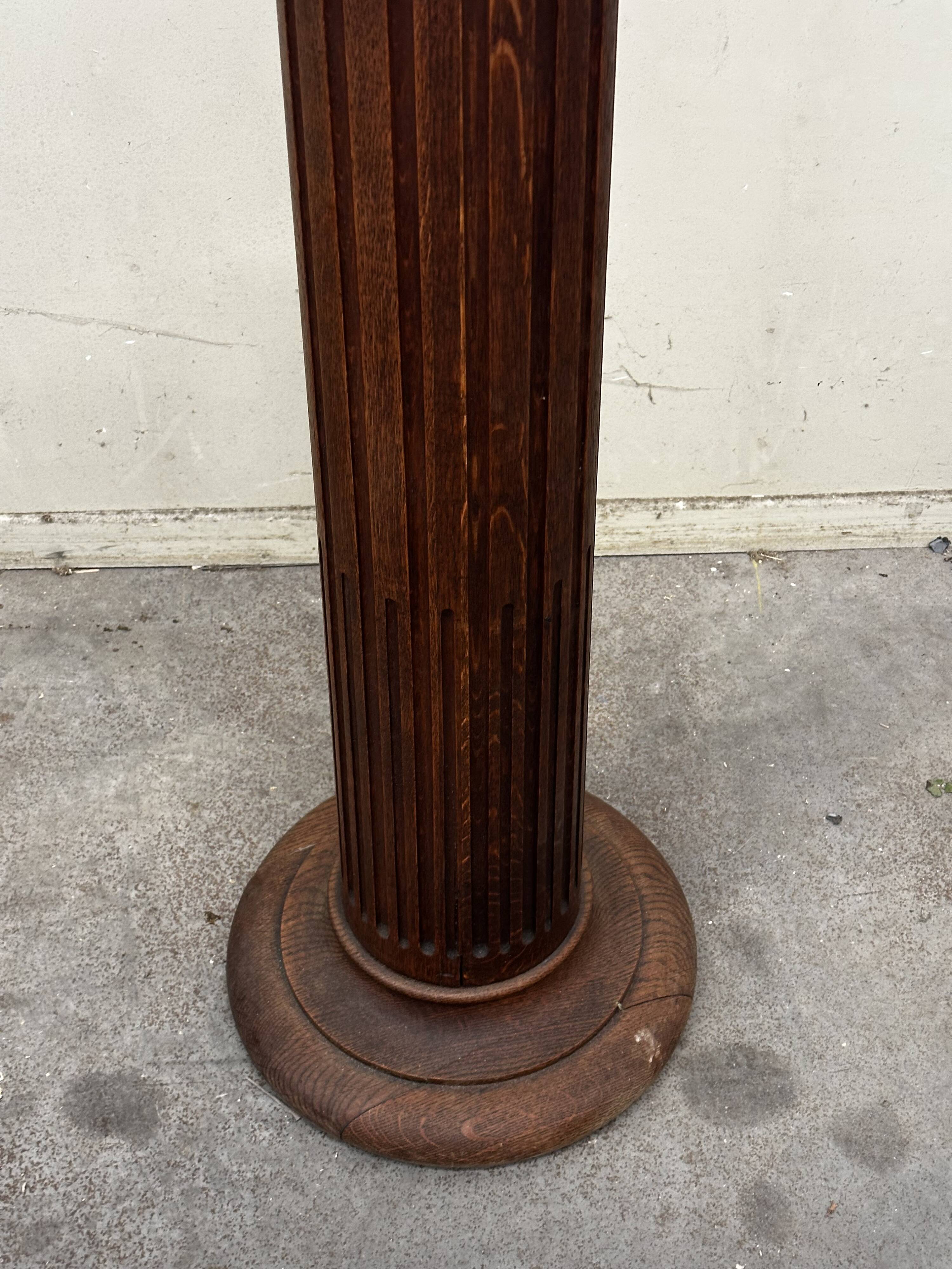 Fluted column in carved and molded wood - circa 1900