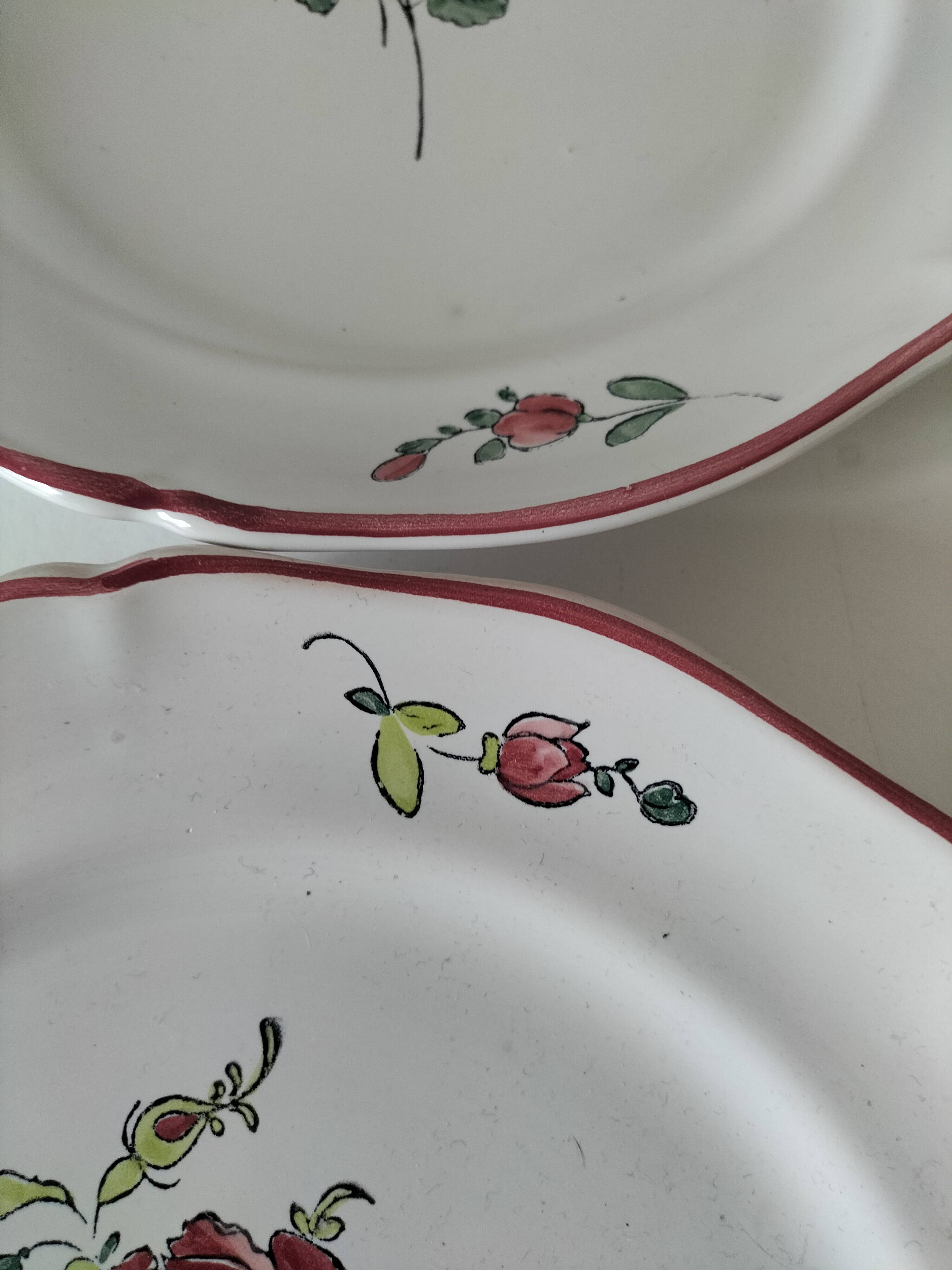 Pair of hand-painted antique plates – antique rose motif