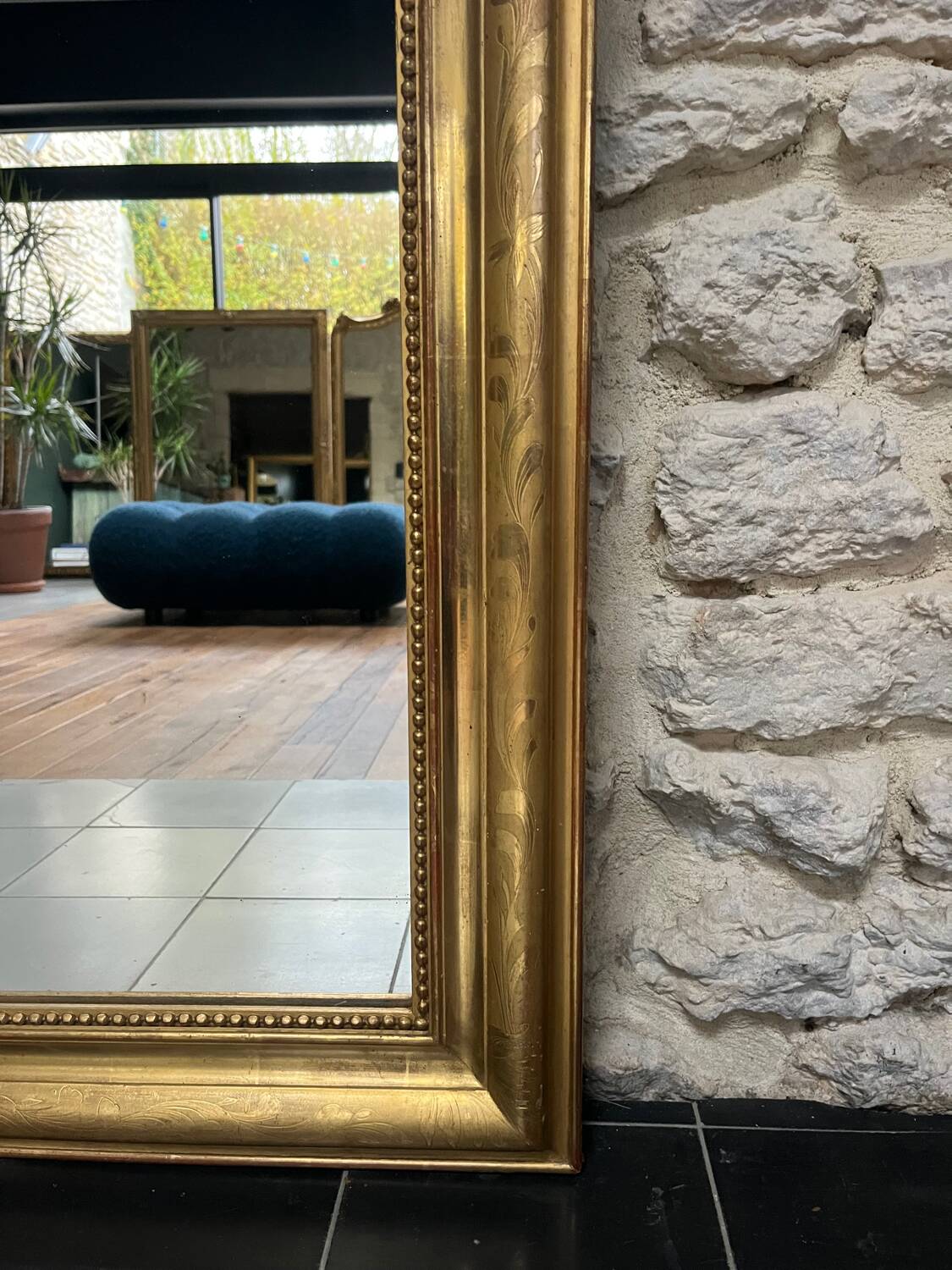 Antique mirror 173/94.5cm Louis-Philippe with a pediment and beaded overmantel.