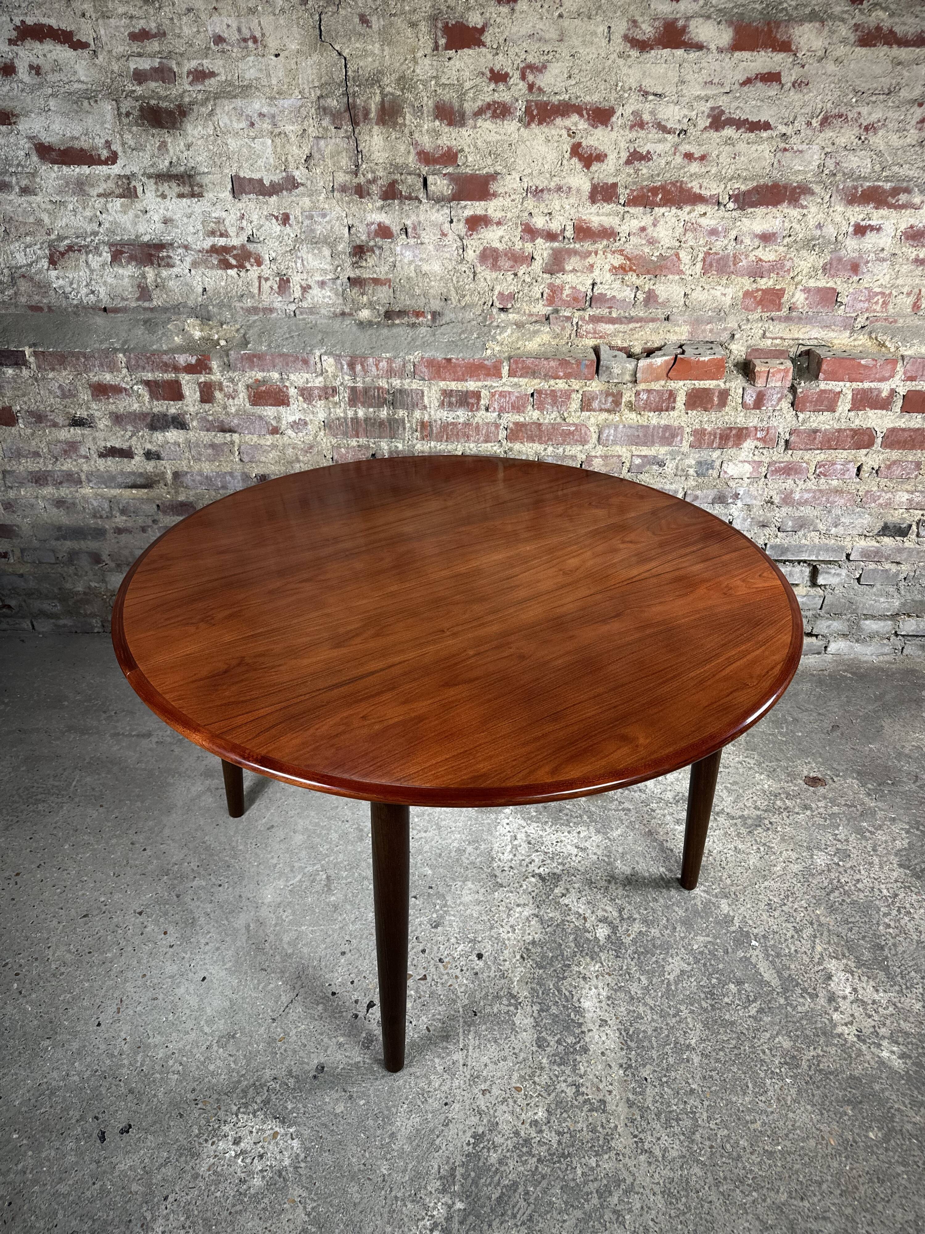 Table scandinave en palissandre de Rio de Gudme Möbelfabrik 1960