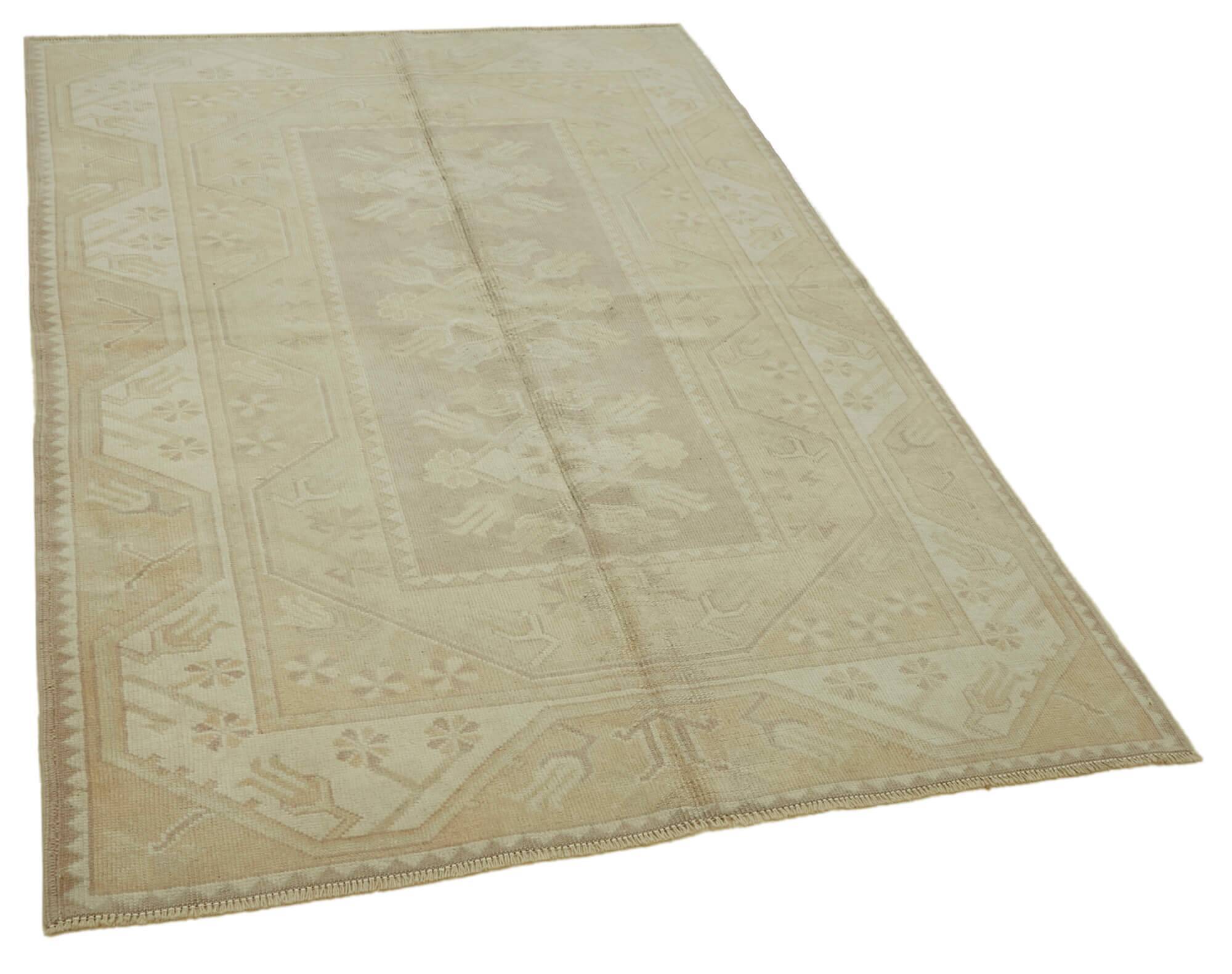 Turkish Vintage Anatolian Rug 153 cm x 216 cm