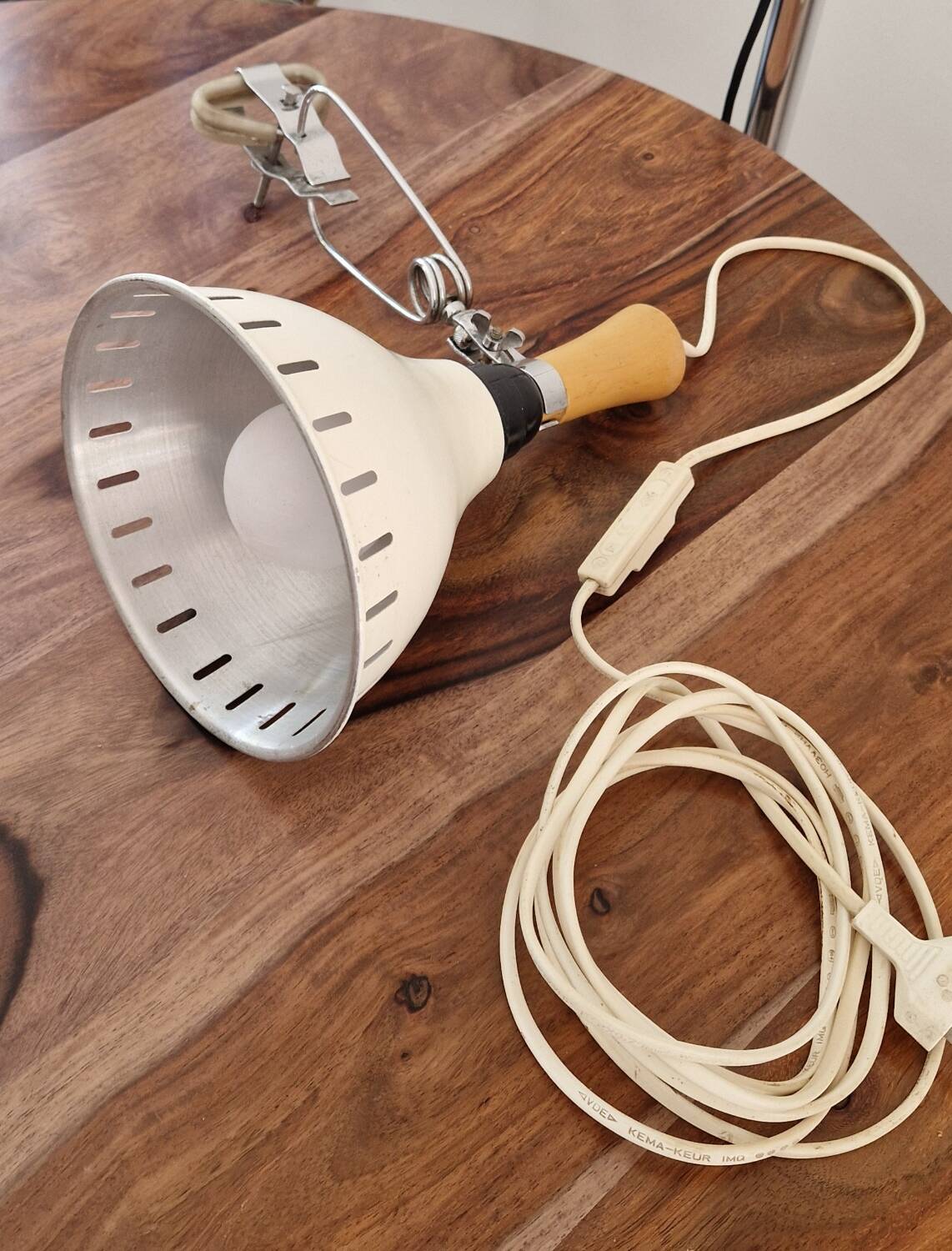 Vintage clamp lamp - Wood and metal - 70s