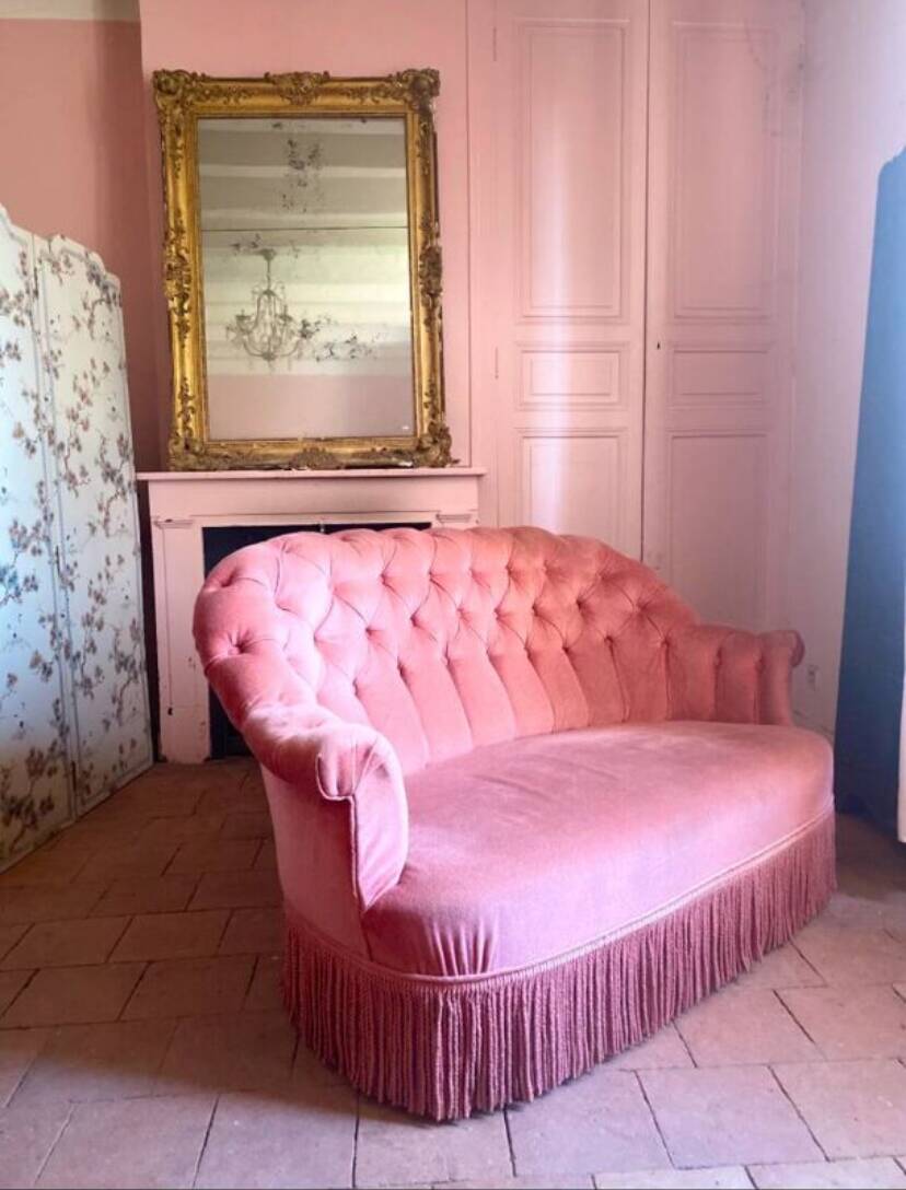 Old pink velvet upholstered toad sofa