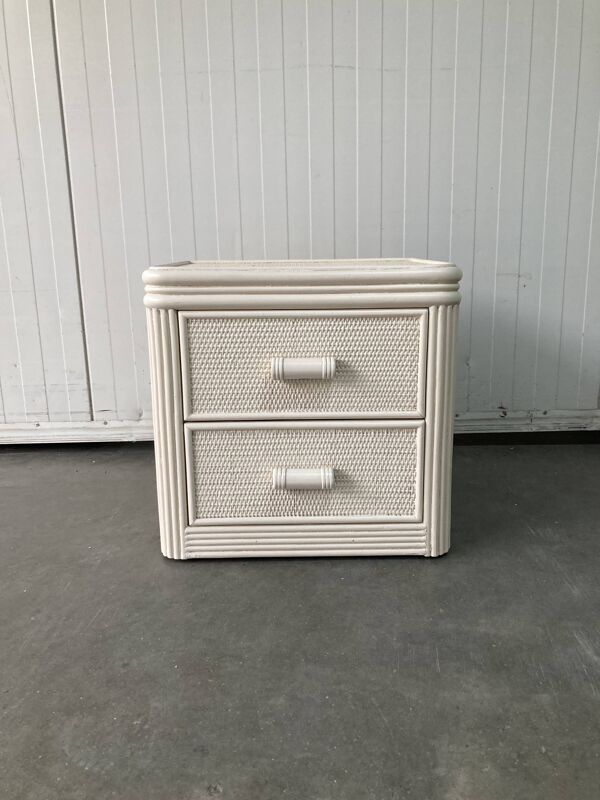 Table de chevet vintage en rotin et bambou blanc cassé, années 70/80