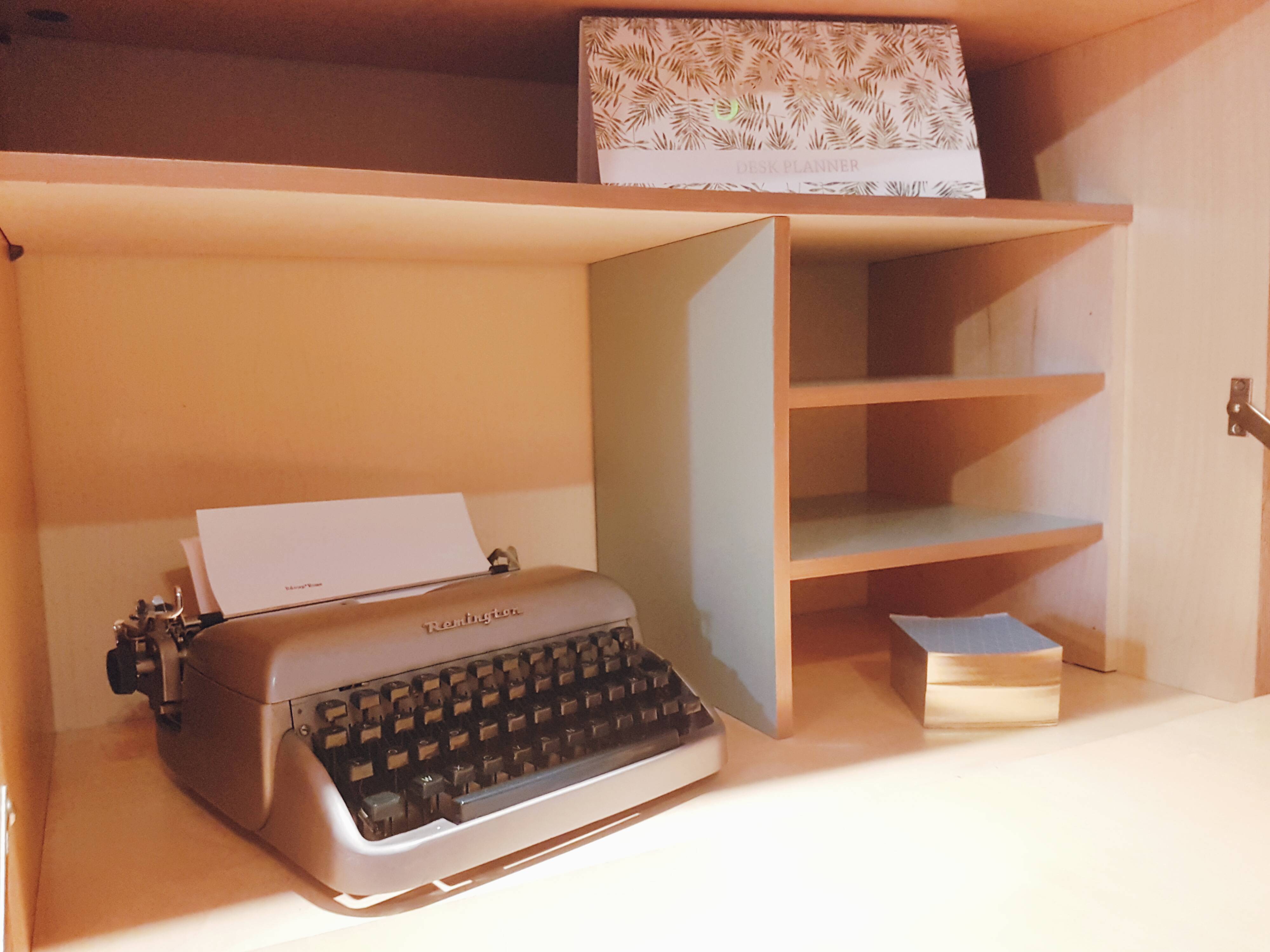 The 1950s vintage Cabinet Secretary