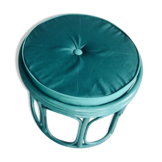 Round rattan pouf