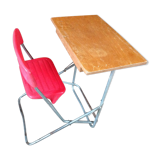Folding child desk