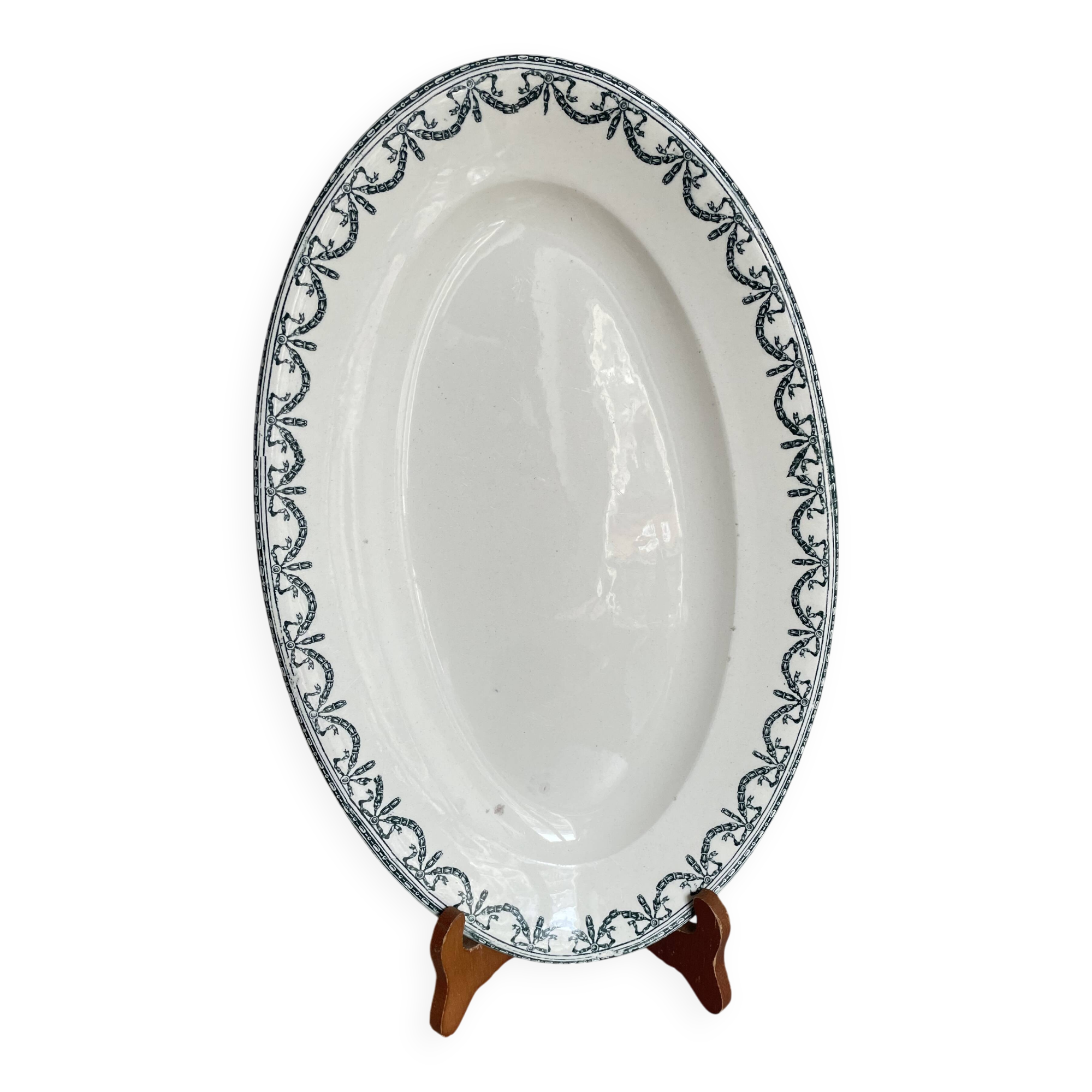Oval ironstone dish from Salins