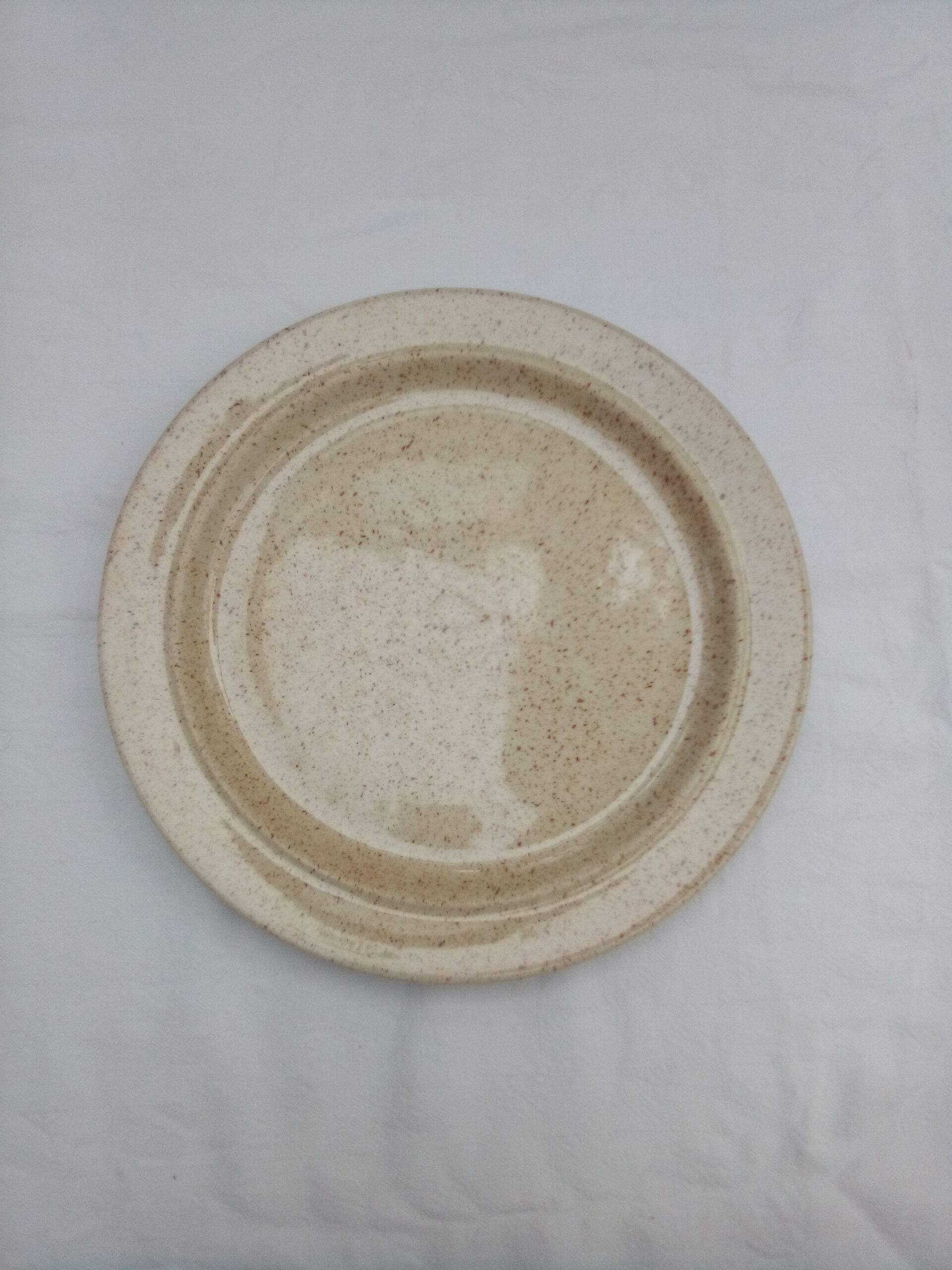 6 flat sandstone plates
