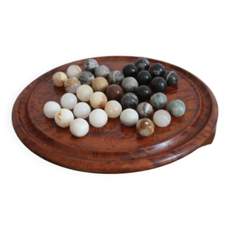 Solitaire game or mineral abacus