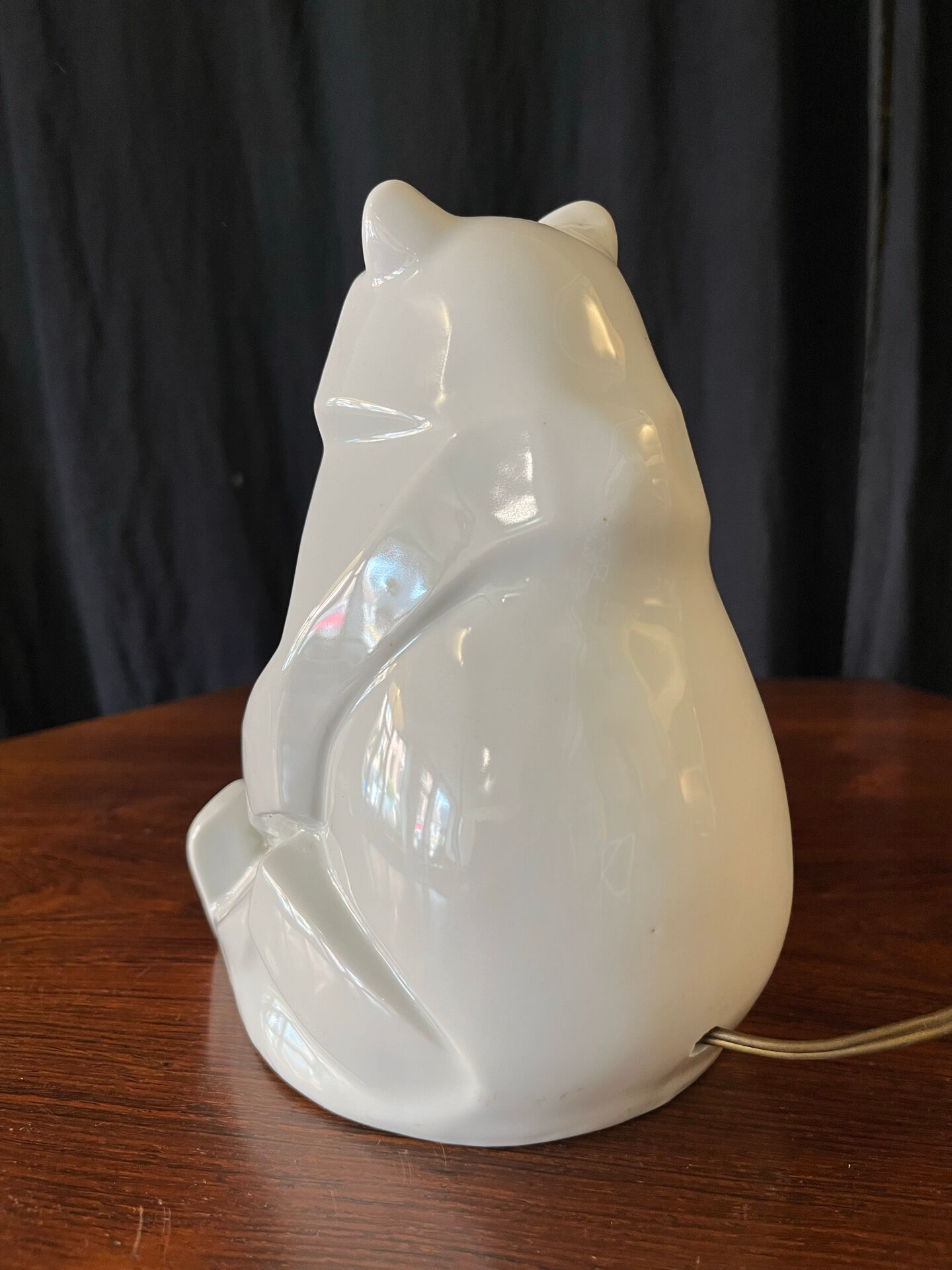 Petite lampe Art Déco ours polaire