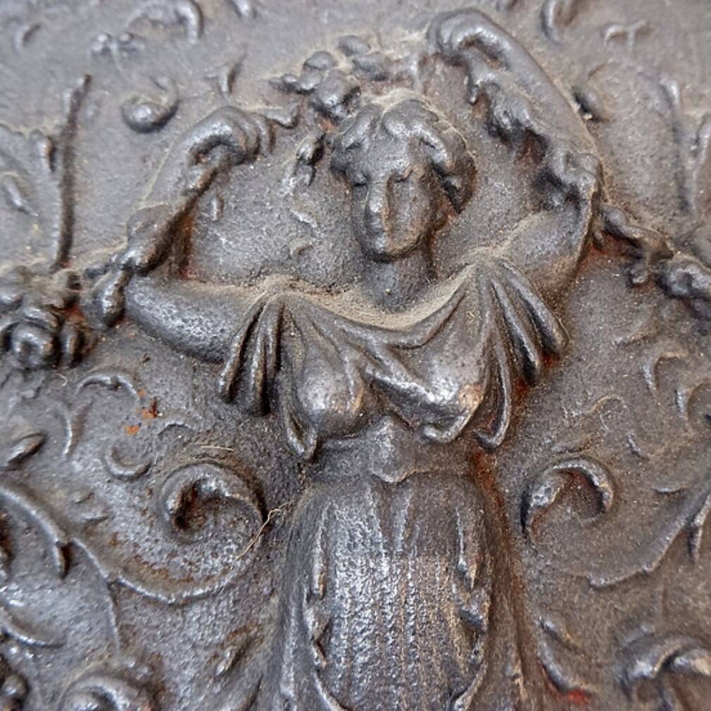 Late 19th century decorative medallion, American Radiator Company