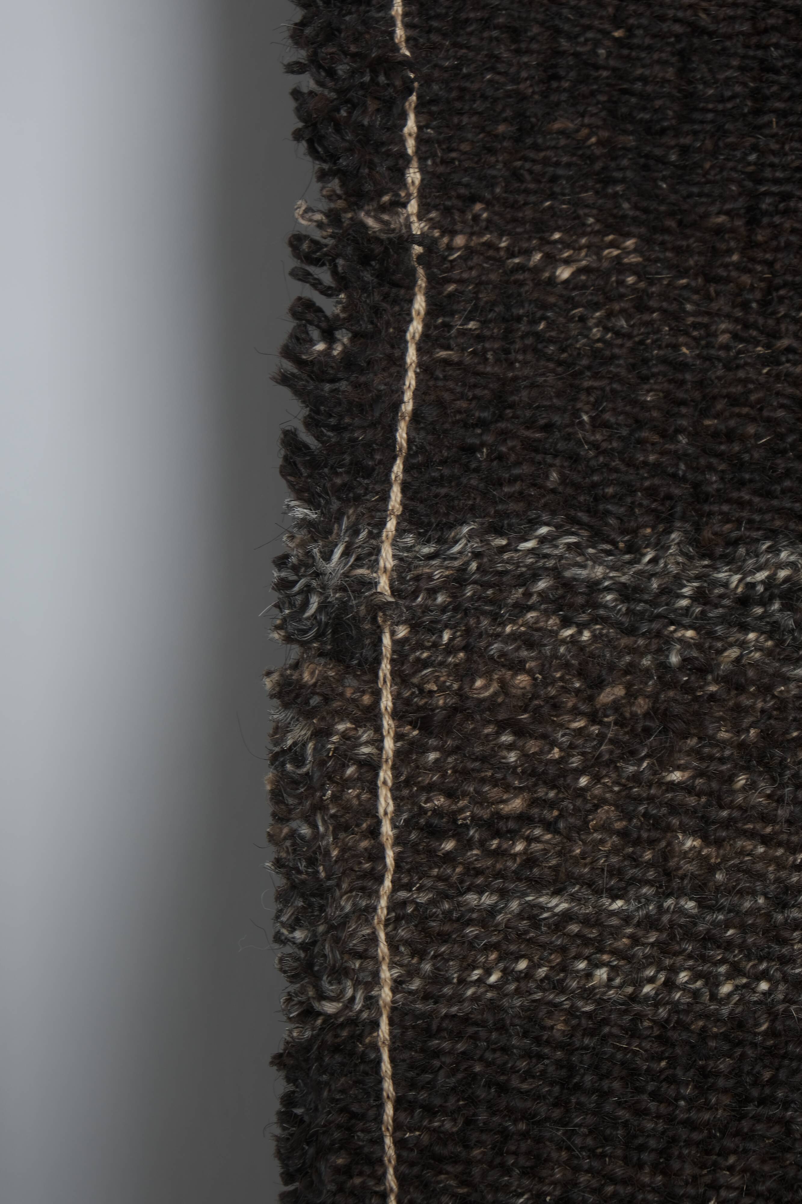 Vintage turkish rug from oushak, hand-woven 283x287 cm