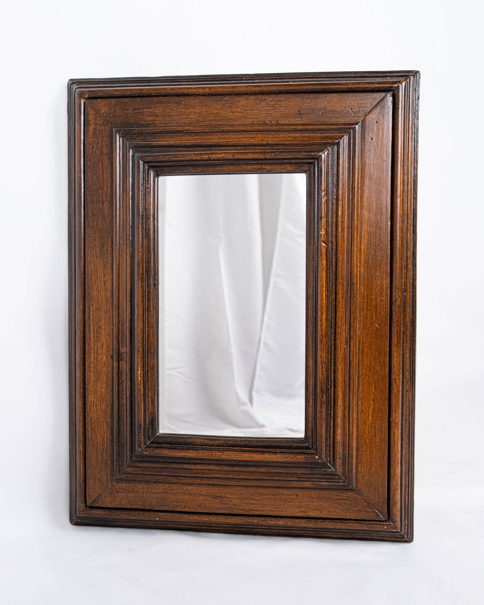 Miroir style Huguenot, France, milieu XXe siècle