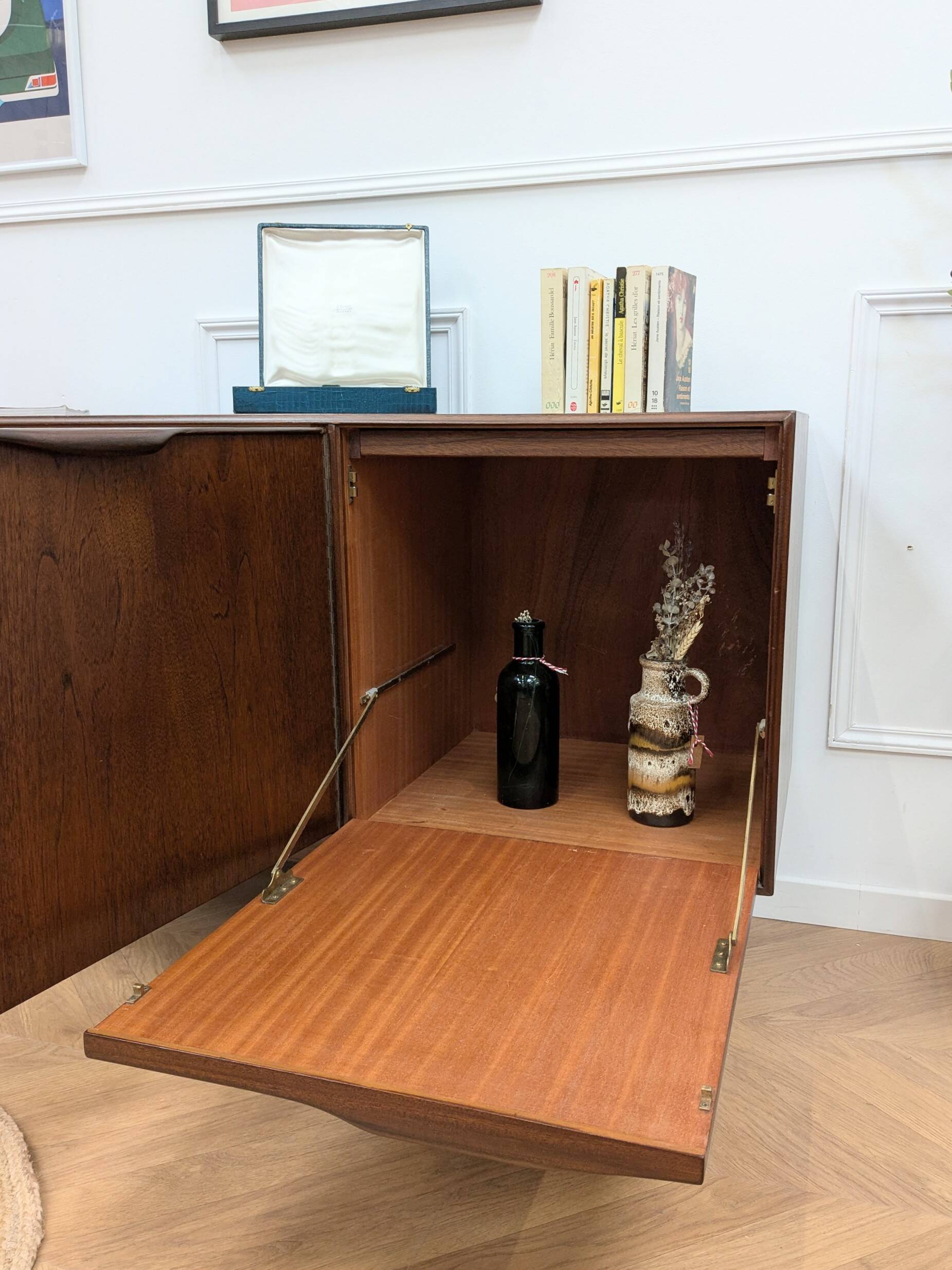 Dunvegan Sideboard by Mc Intosh