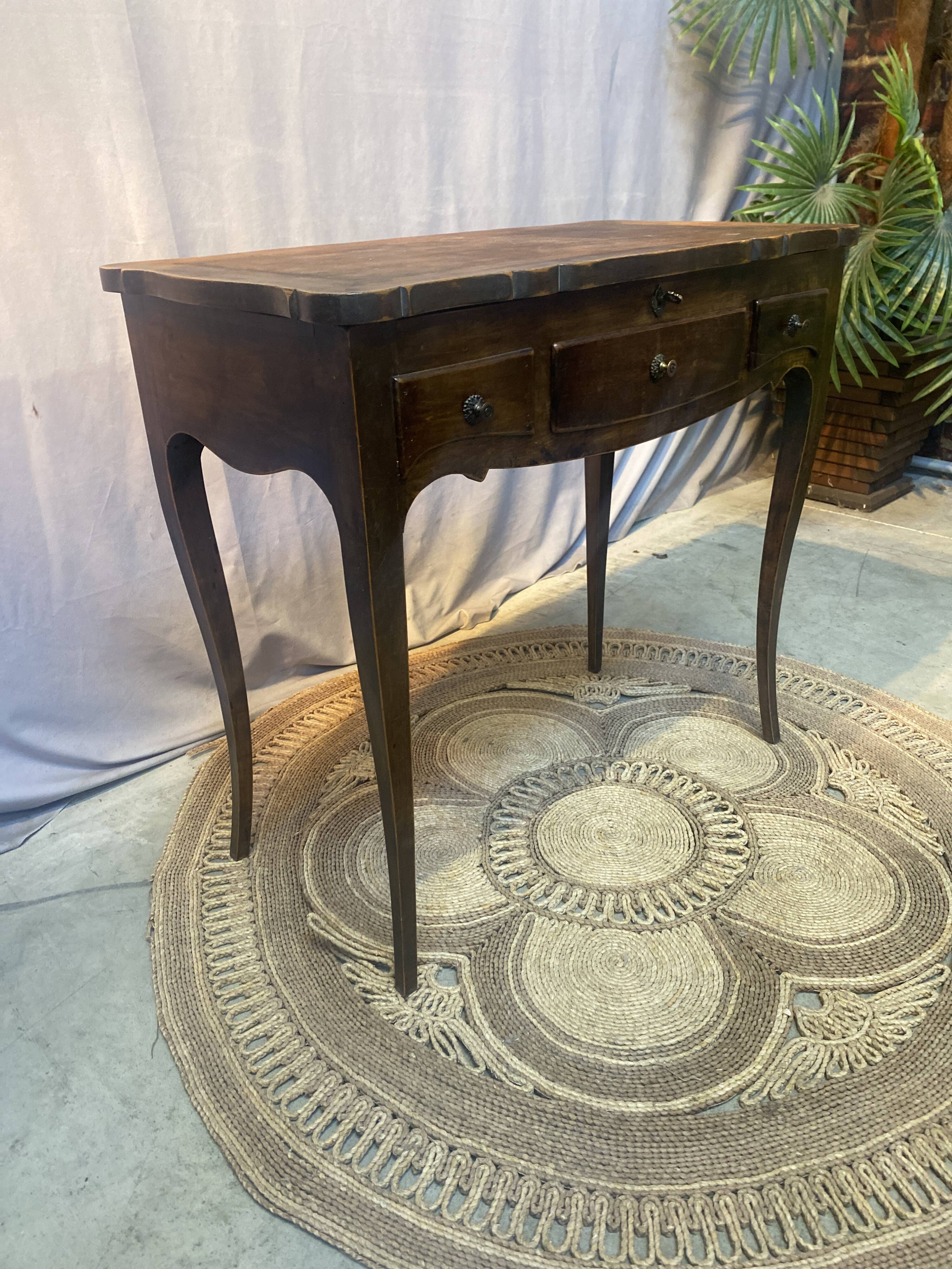Dressing table in the Louis XV style in wood