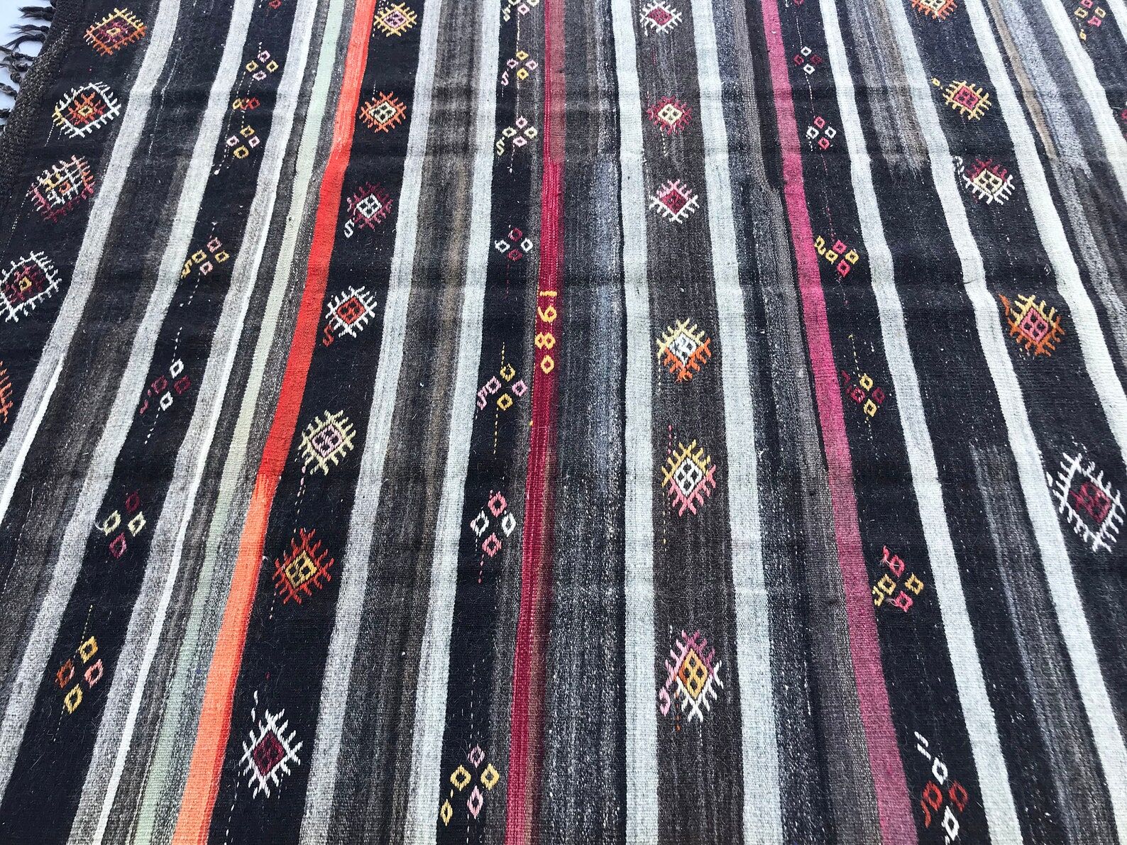 Handmade Decoative Kilim Rug