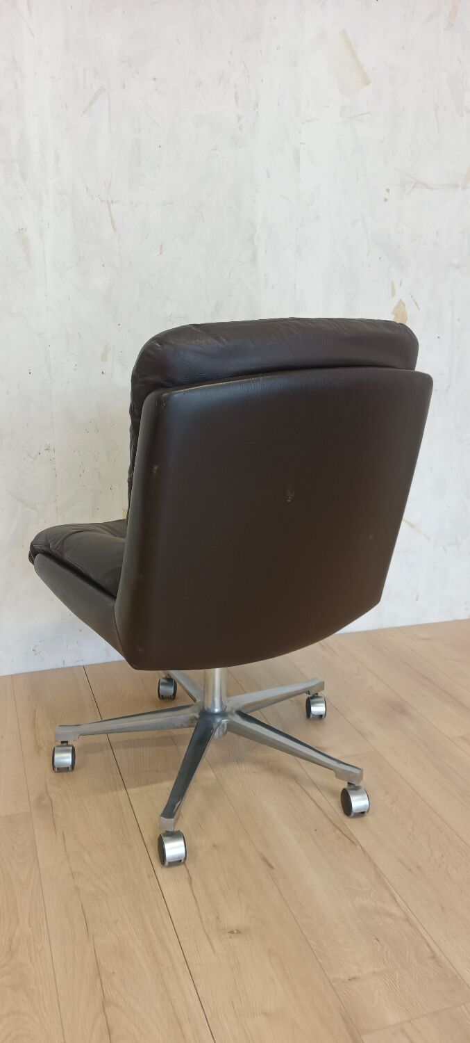 Leather office chair