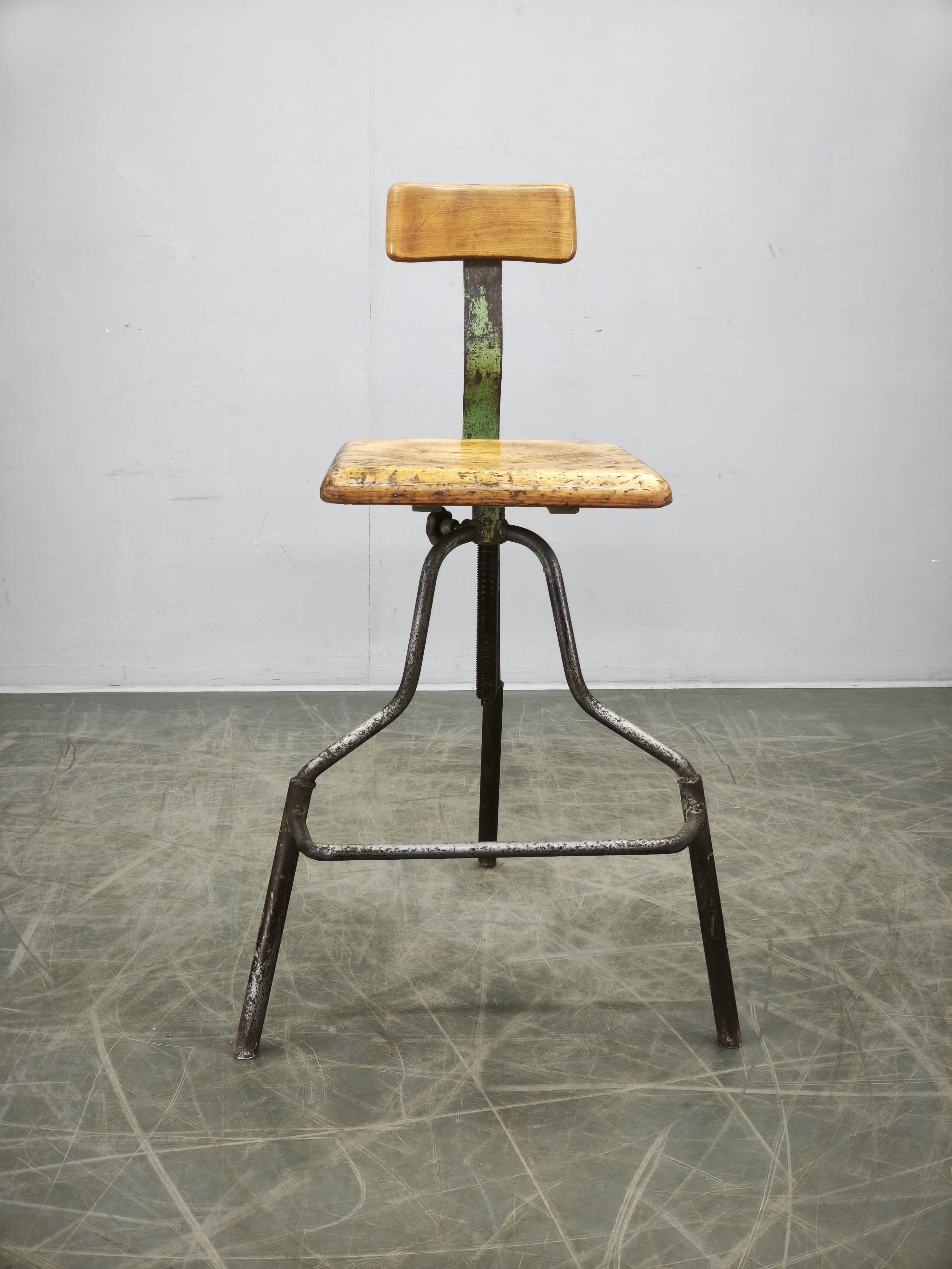 1940s Czechoslovak Industrial Height Adjustable Swivel Workshop Chair