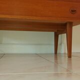 Vintage dresser