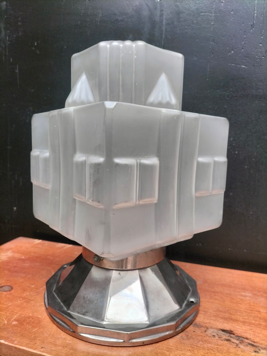 Art Deco table lamp "skyscraper"