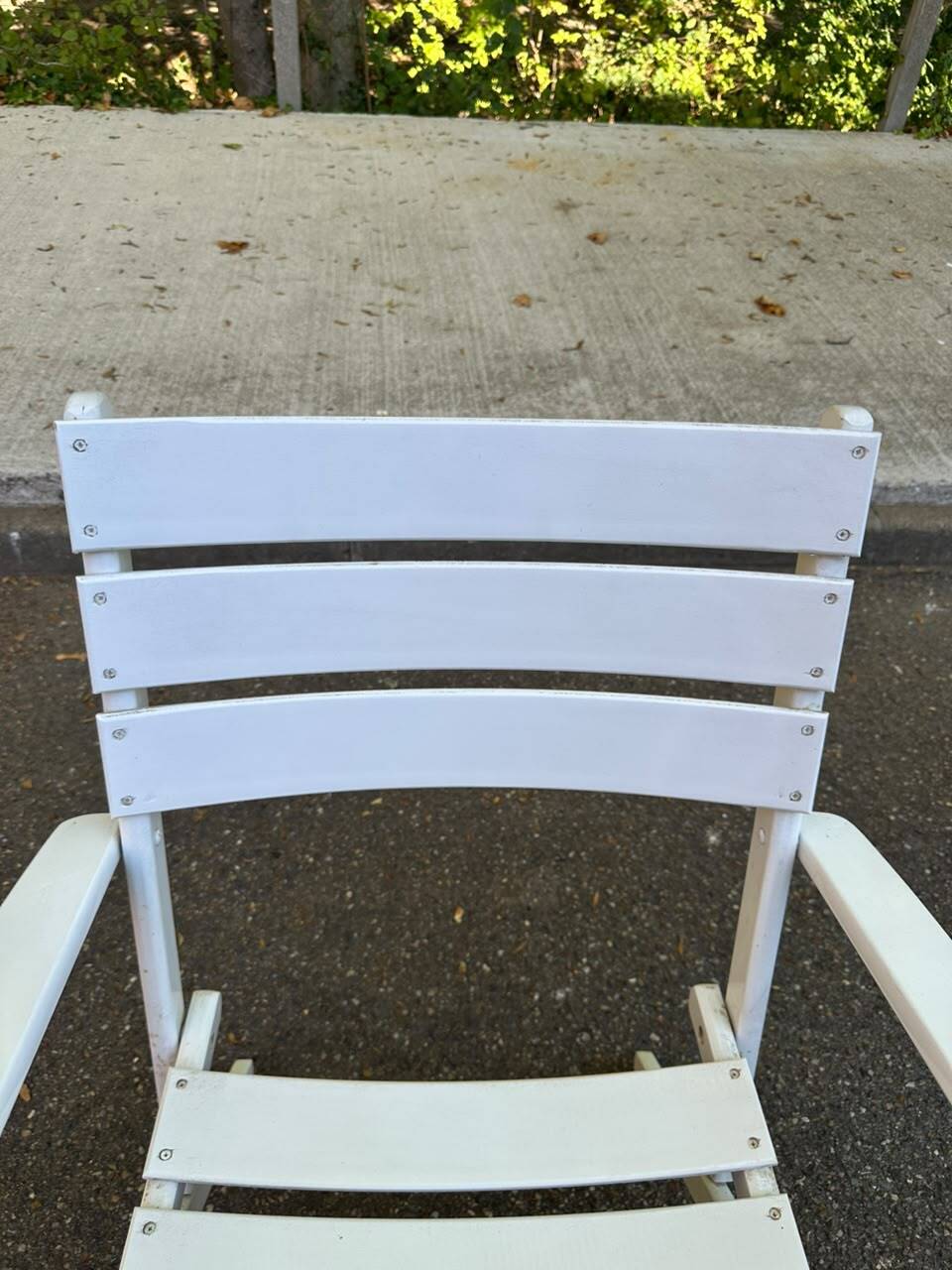 White folding garden armchair — Bistro style armchair
